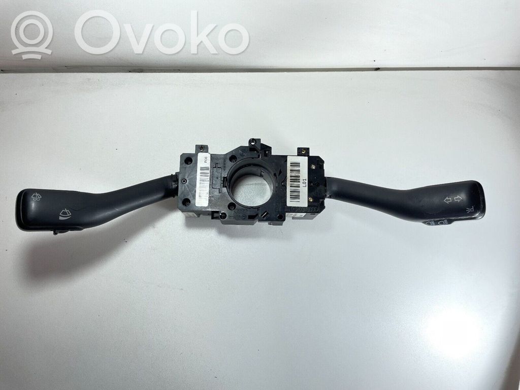 Audi A6 S6 C5 4B Wiper turn signal indicator stalk/switch 