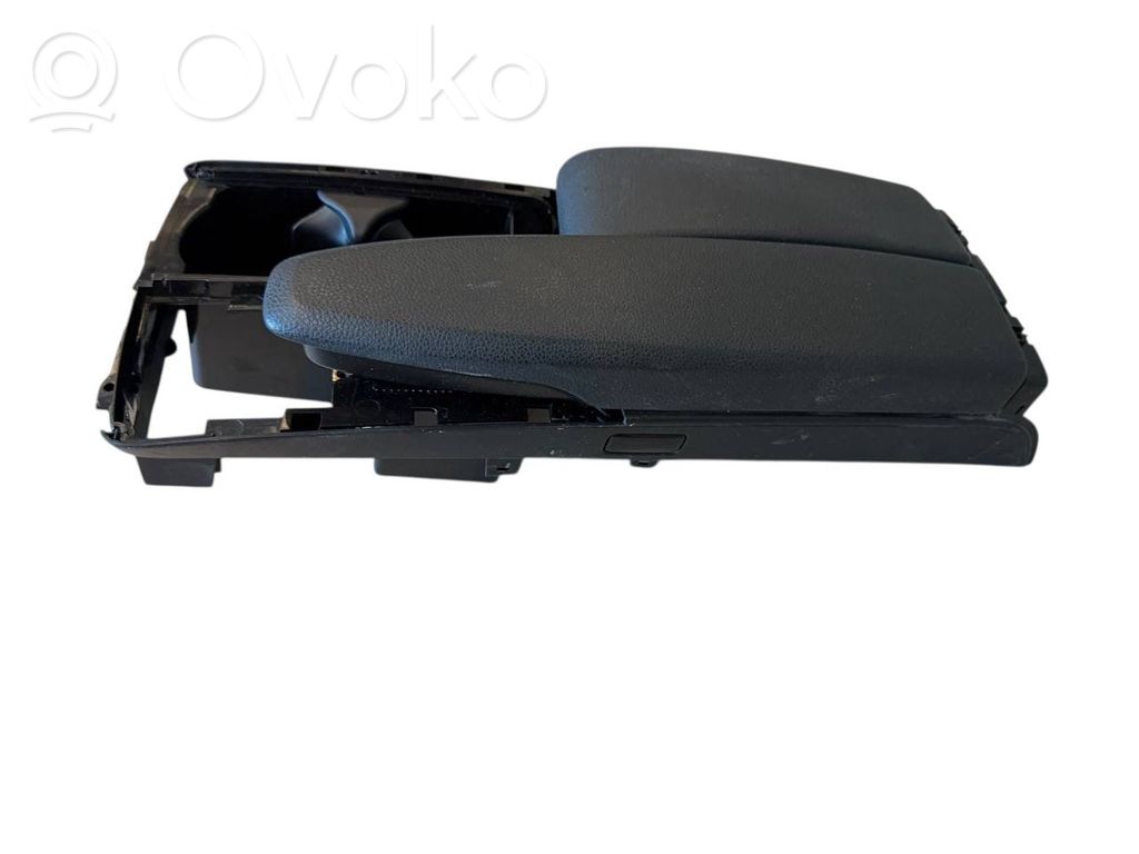 Mercedes-Benz C W204 Podłokietnik tunelu środkowego 