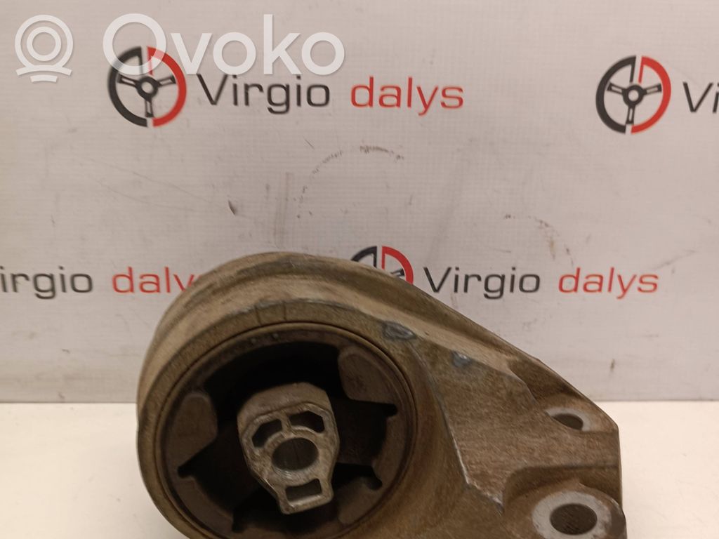 Chevrolet Captiva Gearbox mount 
