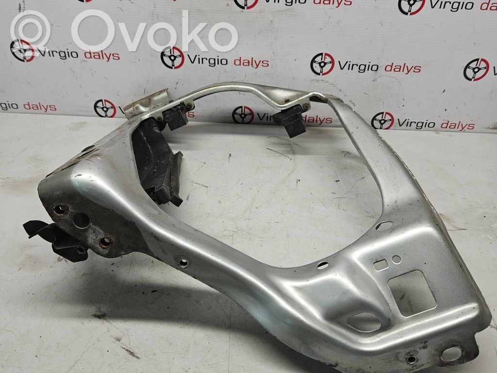 Ford Transit Ajovalon kannake 