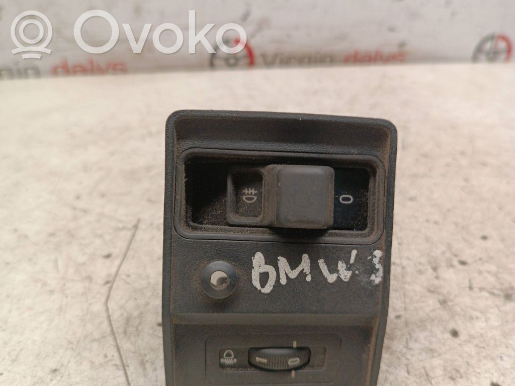 BMW 5 E34 Fog light switch 