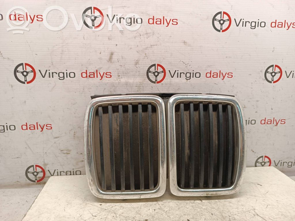 BMW 3 E30 Front grill 