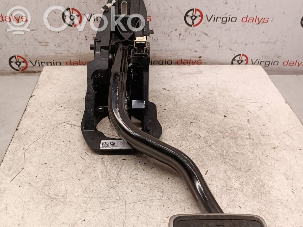 BMW 5 G30 G31 G38 Stelaż pedału hamulca 