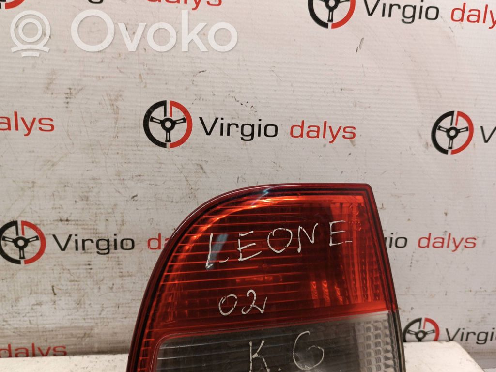 Seat Leon (1M) Aizmugurējais lukturis virsbūvē 