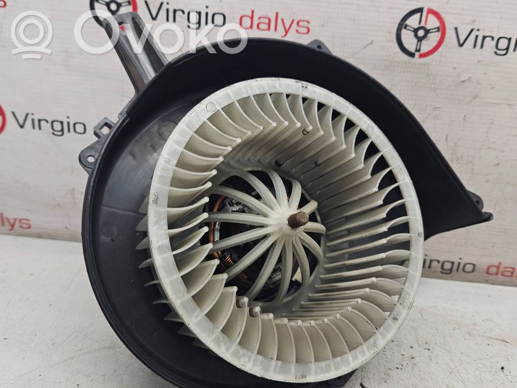 Volkswagen Polo Lämmittimen puhallin 
