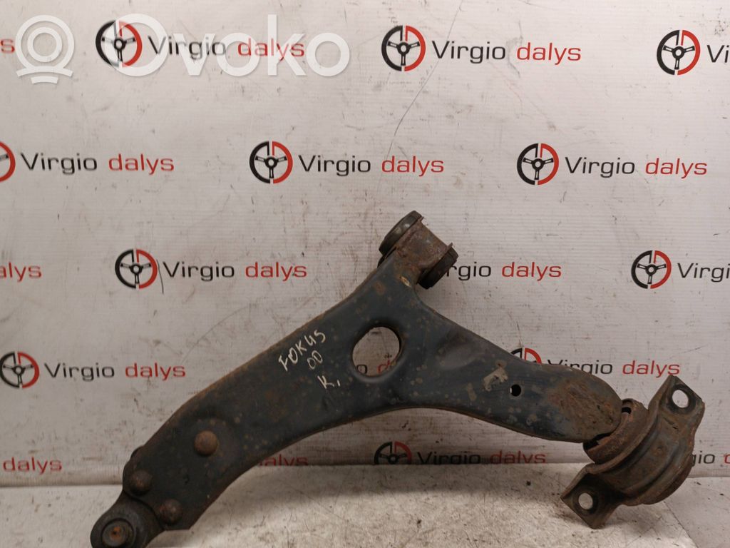 Ford Focus Front lower control arm/wishbone 