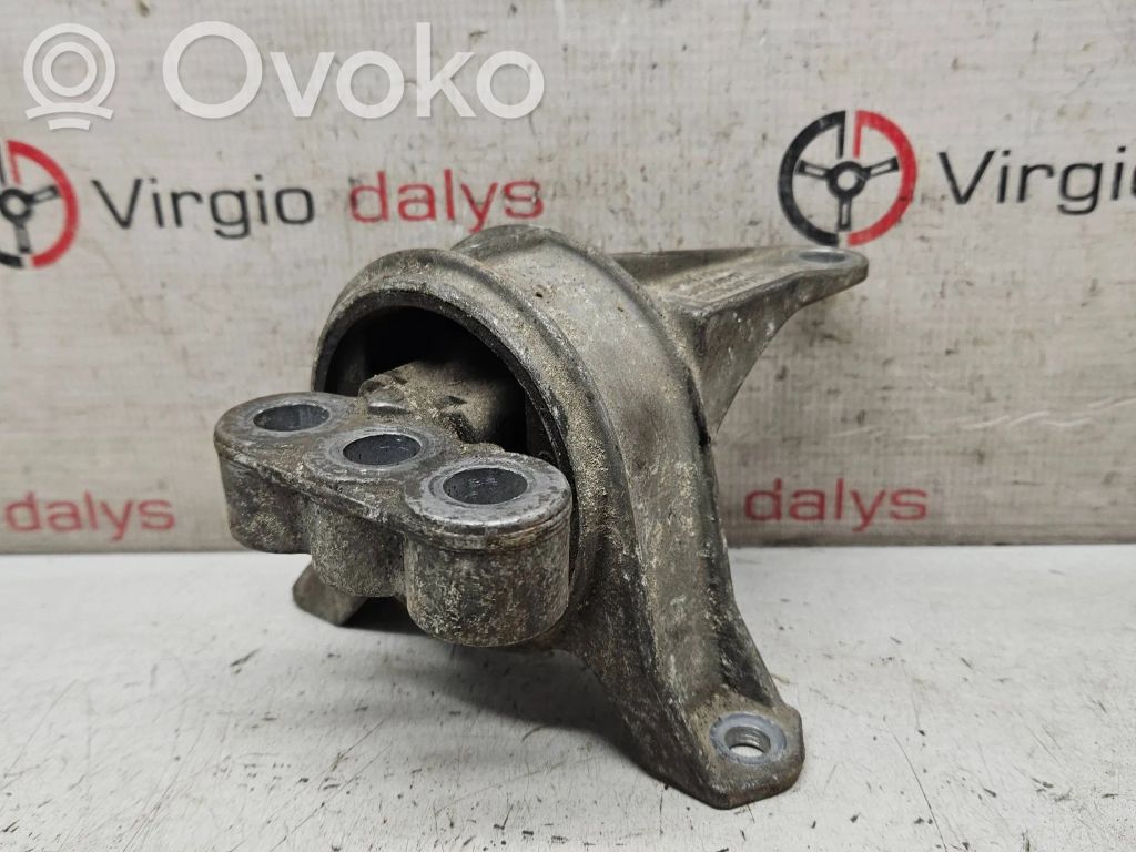 Engine mount bracket   90576049,90575712,90576143,5684053