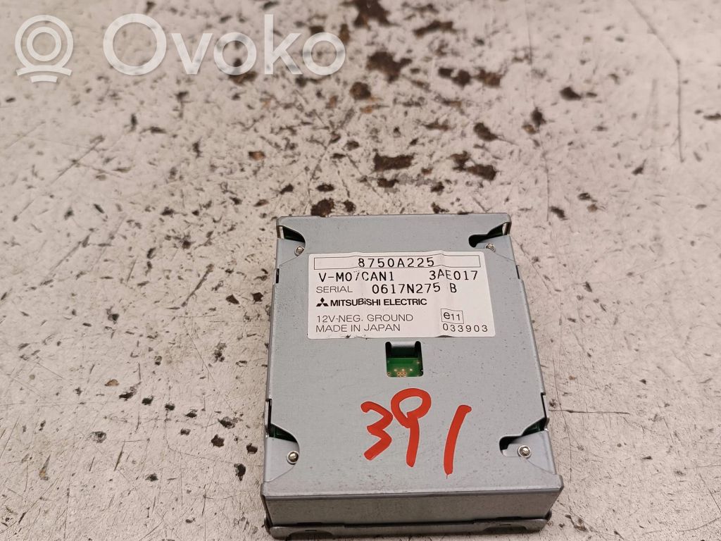 GPS navigation control unit/module   8750A225,3AE017,0617N275B,M07CAN1