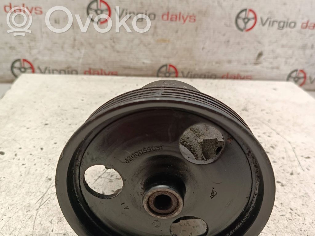 Renault Scenic I Ohjaustehostimen pumppu 