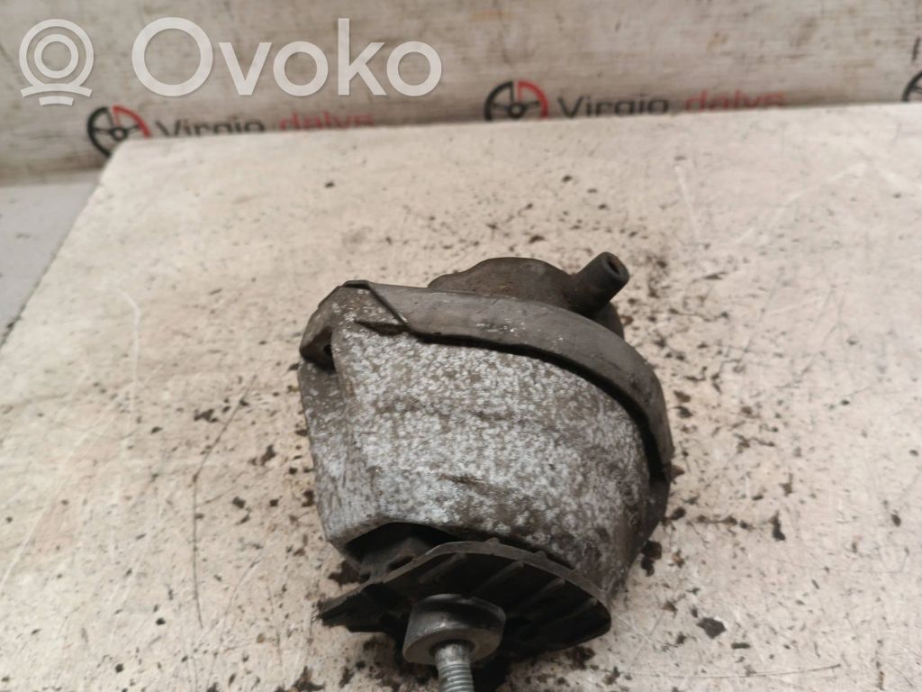BMW 5 E60 E61 Supporto della scatola del cambio 