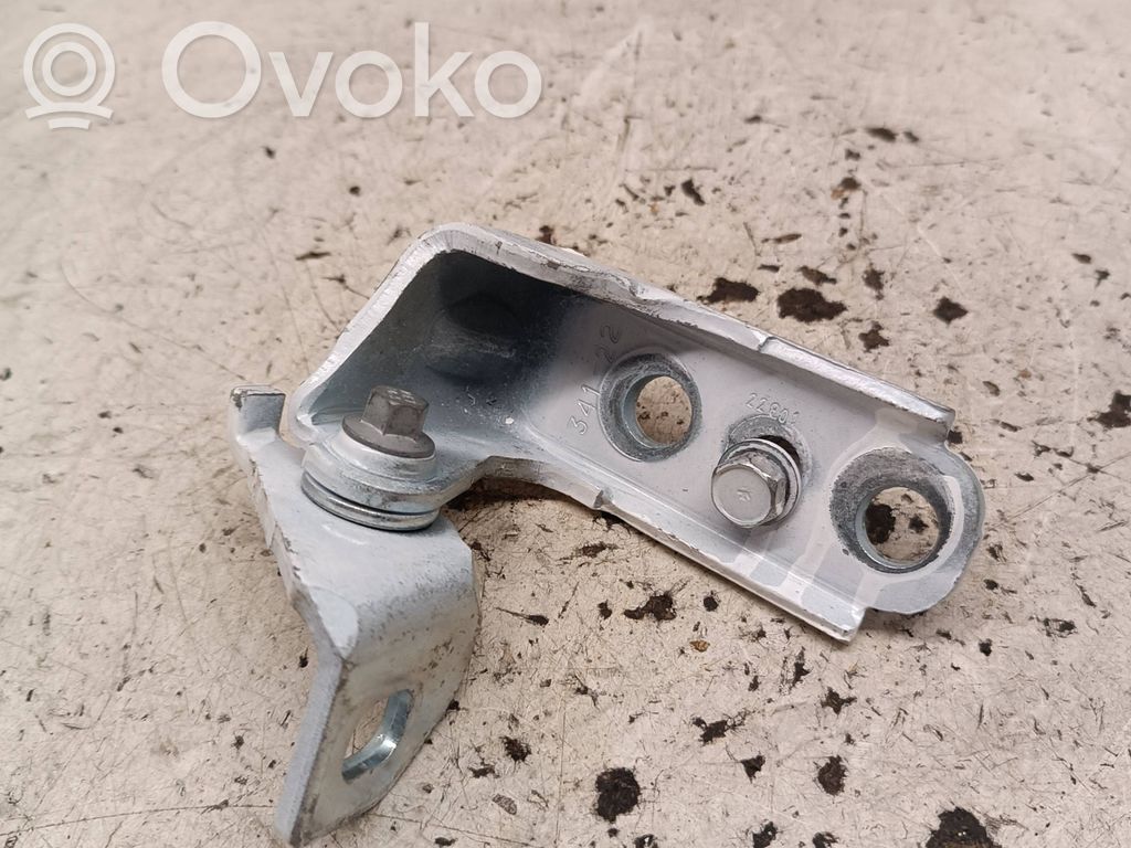 Ford Ecosport Front door upper hinge 