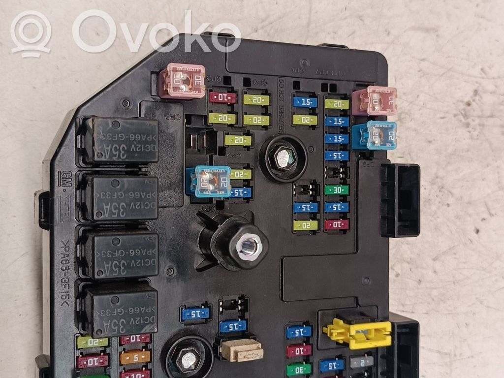 Opel Antara Fuse module 