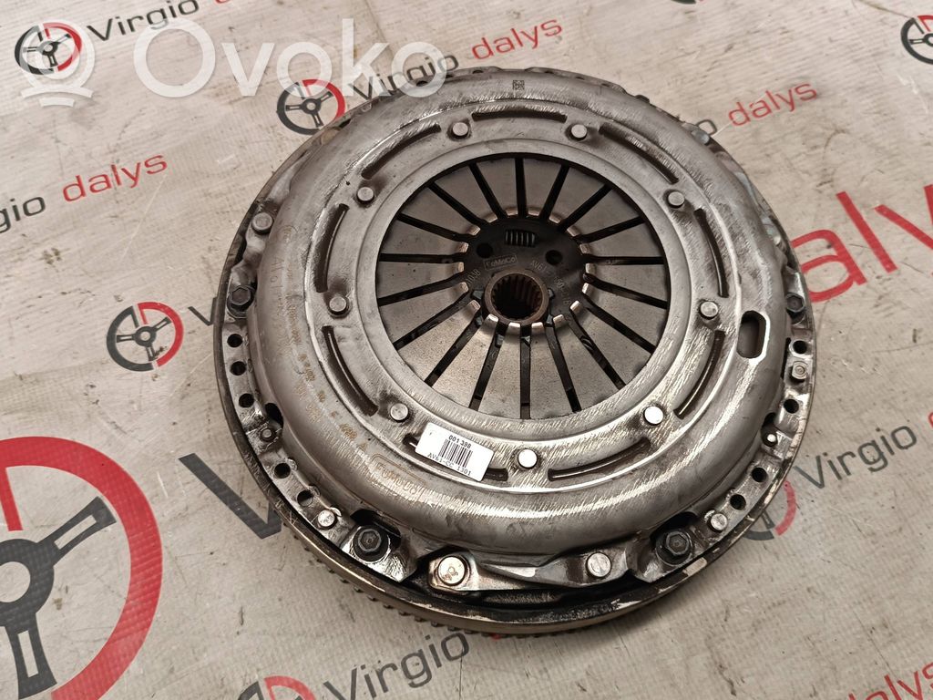 Volvo V40 Sankabos komplektas 
