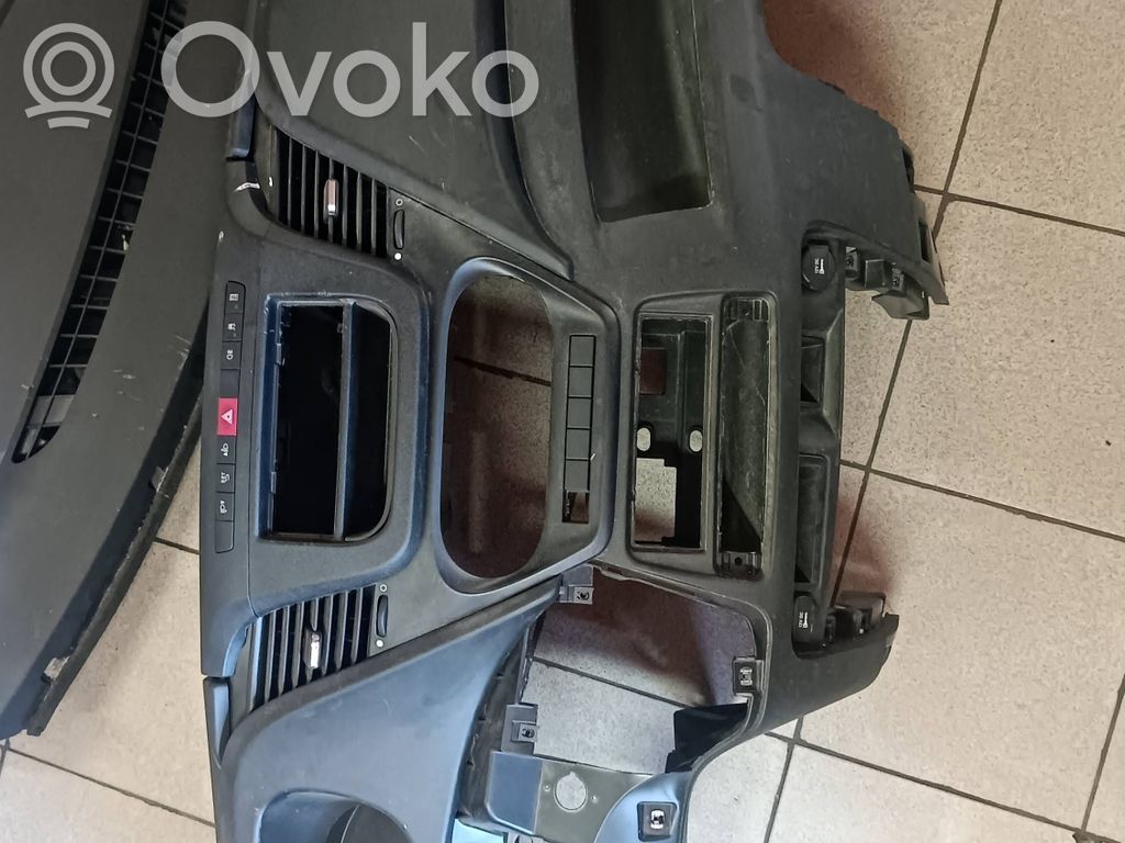 Iveco Daily 6th gen Panel de instrumentos 