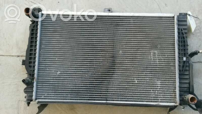 Audi A4 S4 B5 8D Radiatore di raffreddamento 