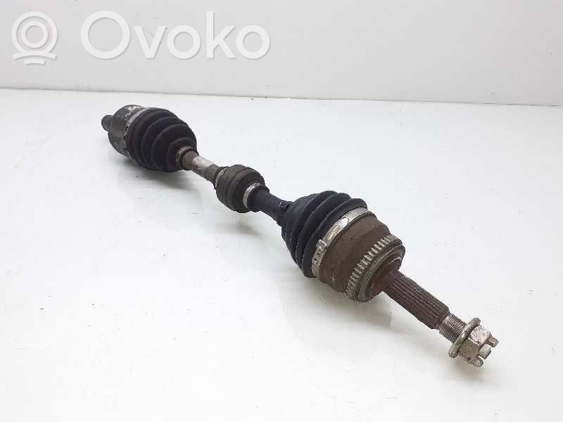 KIA Rio Etuvetoakseli 