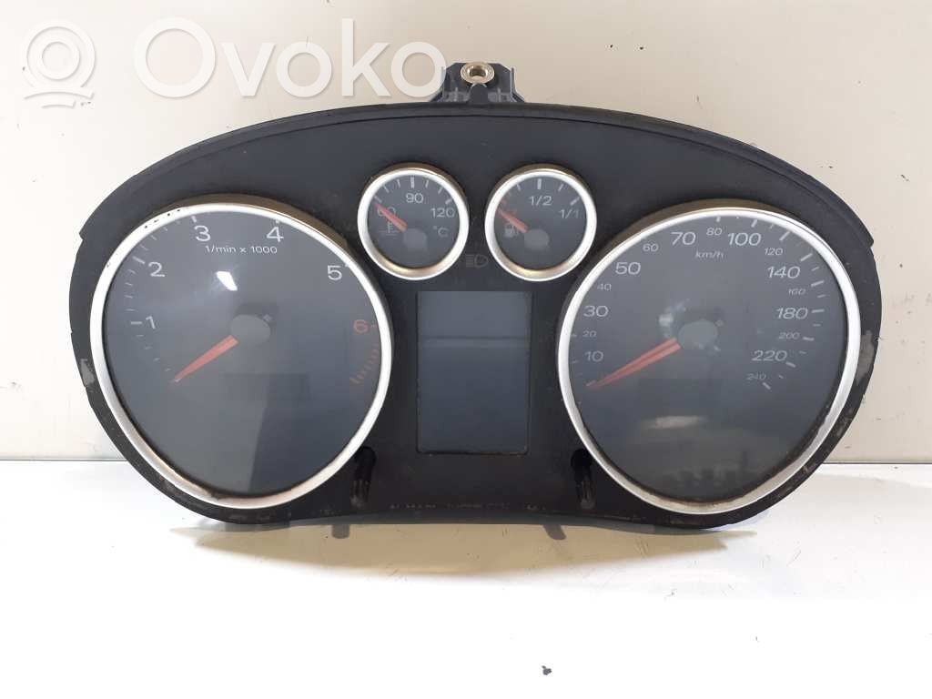 Audi A2 Speedometer (instrument cluster) 