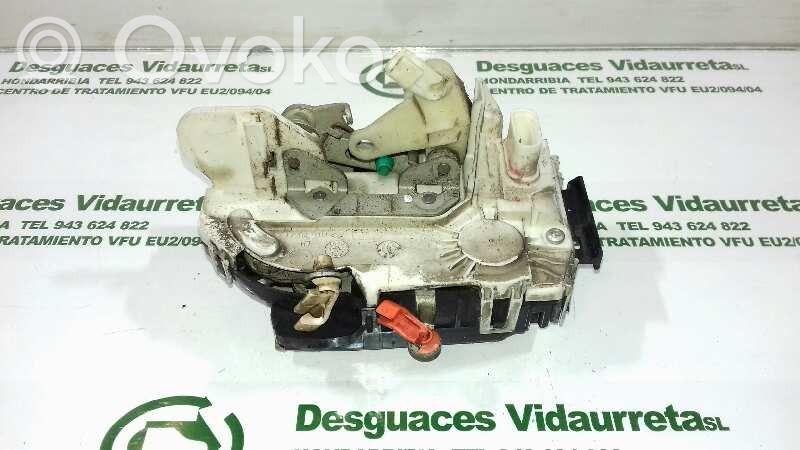 Dodge Caliber Durų spyna (dvidurio) 