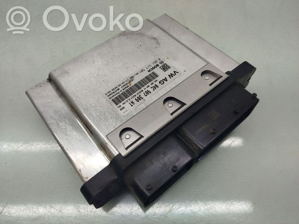 Engine control unit/module ECU   04C907309AT,0261S17501
