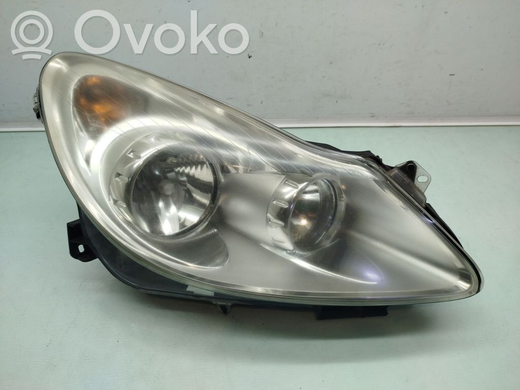 Opel Corsa D Faro/fanale 