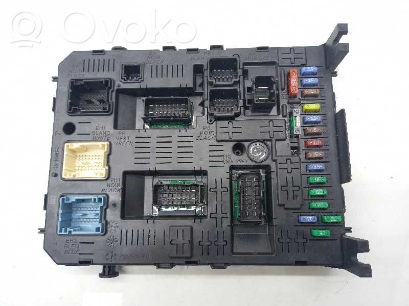 Citroen C5 Fuse module 