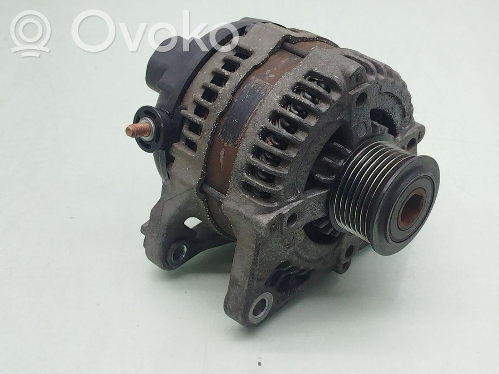 Suzuki Grand Vitara II Generatore/alternatore 
