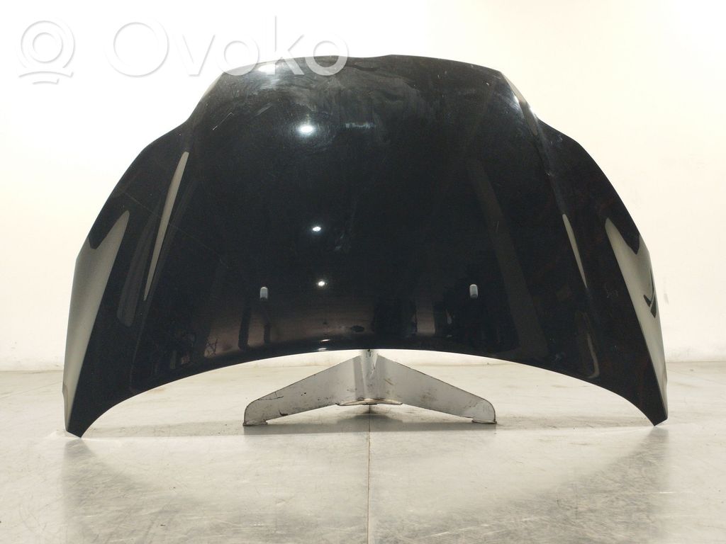 Engine bonnet/hood   1797477