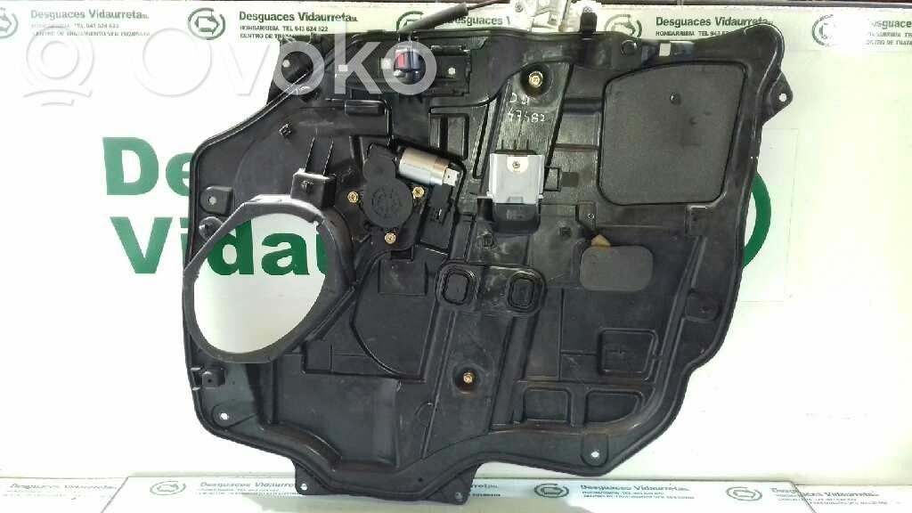 Regulador de ventanilla eléctrico de puerta delantera