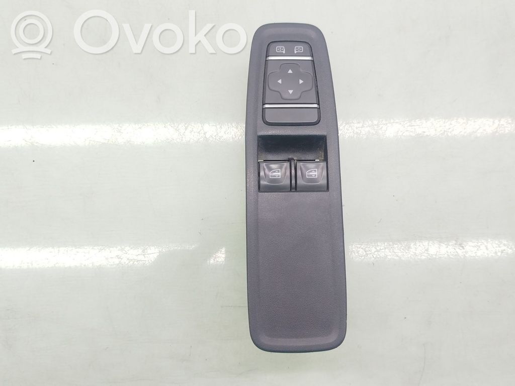 Nissan Townstar Przyciski szyb 