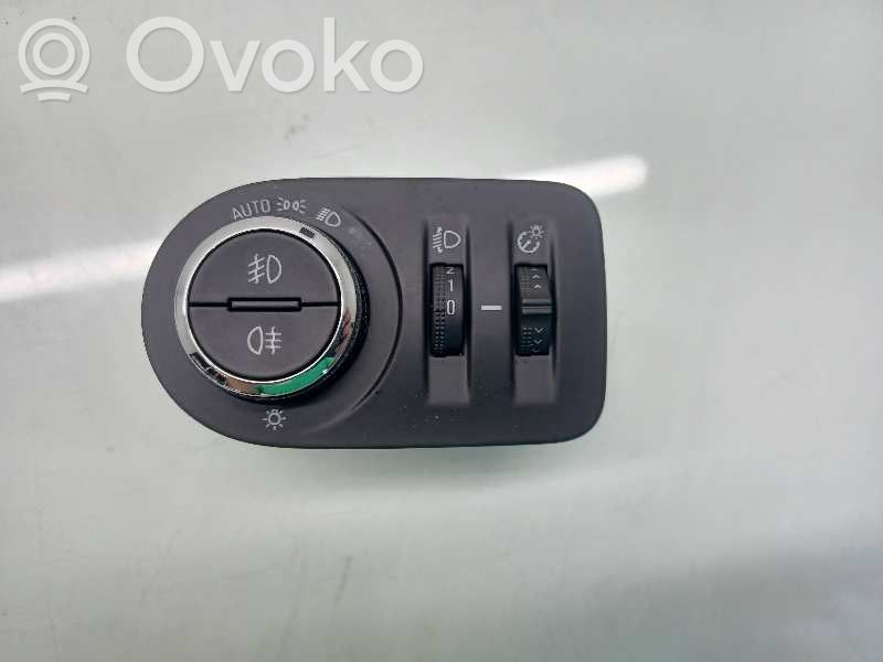 Opel Astra K Interruptor de control del panel de luces 