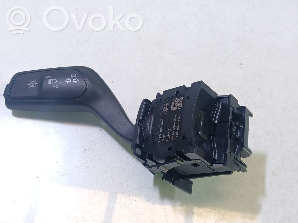 Commodo de clignotant   2425267,LB5T13335DAW