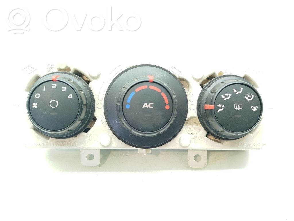 Renault Master III Climate control unit 