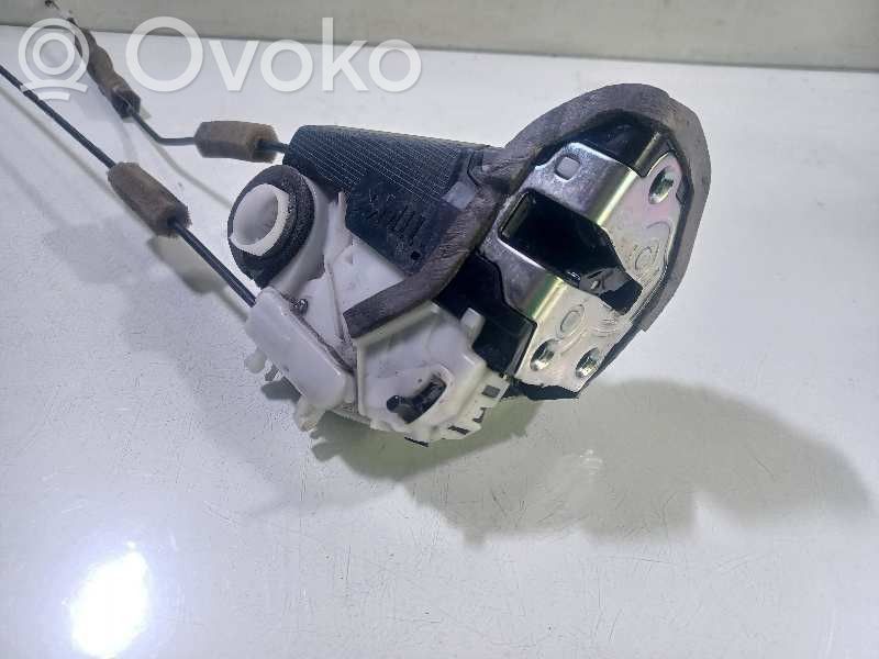 Honda CR-V Takaoven lukko 