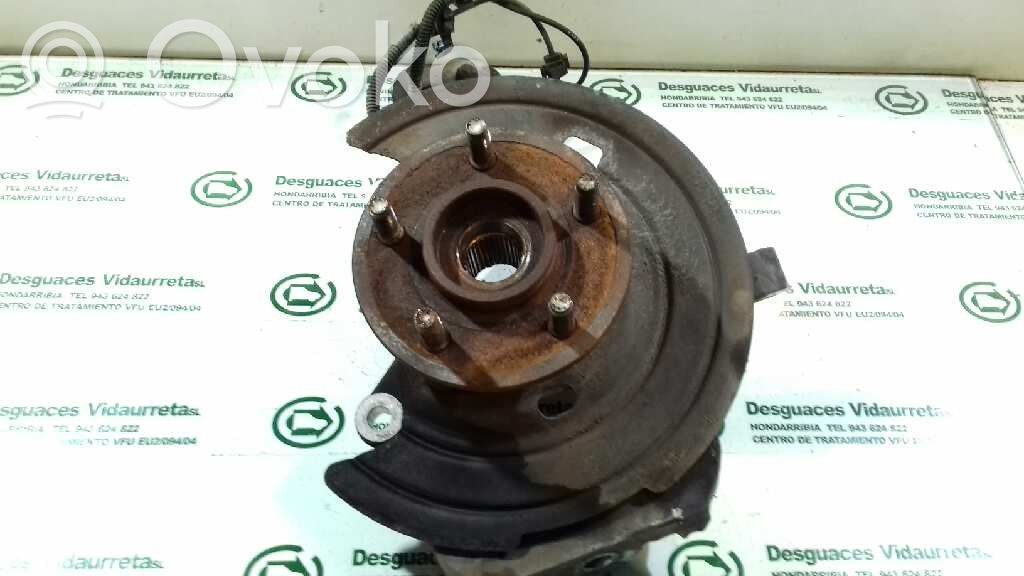Dodge Nitro Achsschenkel vorne 
