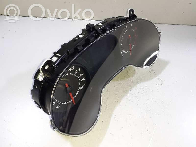 Fiat Tipo Geschwindigkeitsmesser Cockpit