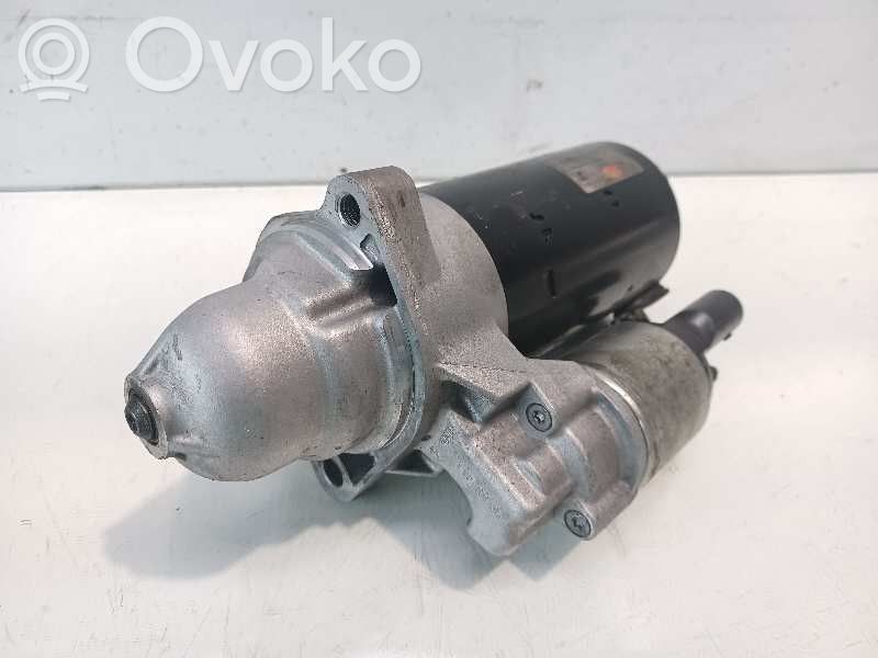 Audi A4 S4 B6 8E 8H Starteris 