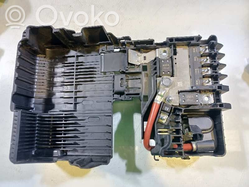 Opel Adam Fuse module 