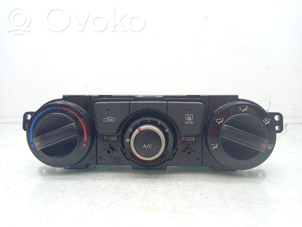 Hyundai i20 (PB PBT) Panel klimatyzacji 