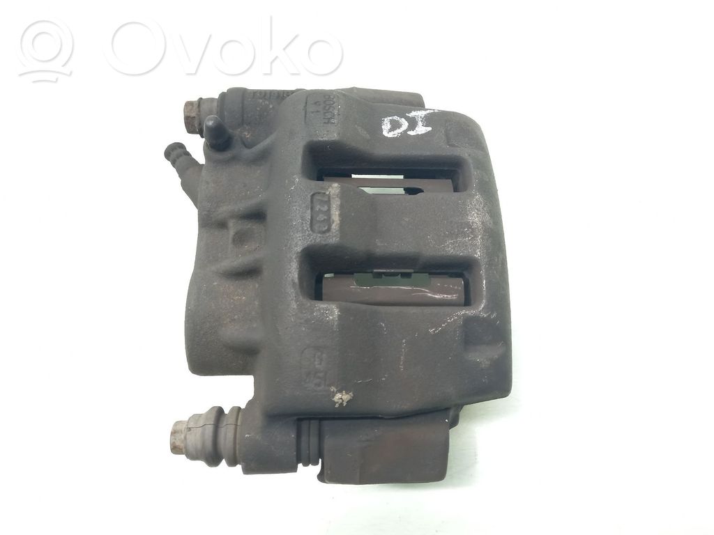 Caliper de freno delantero