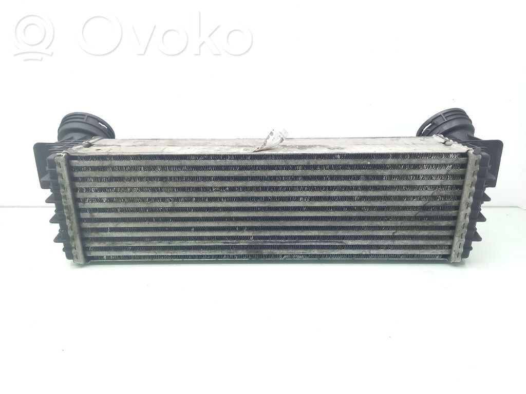 BMW X5 E70 Interkūlerio radiatorius 