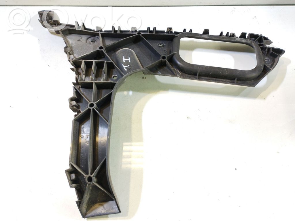 Audi Q7 4L Bumper support mounting bracket corner 