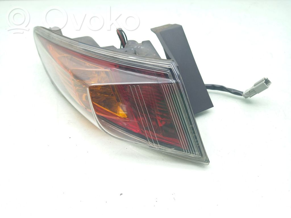 Honda Civic Takavalon polttimo 