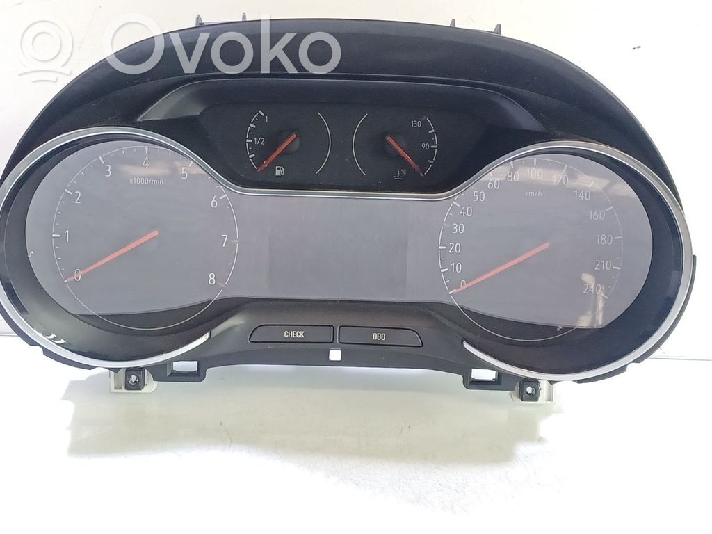 Opel Crossland X Tachimetro (quadro strumenti) 
