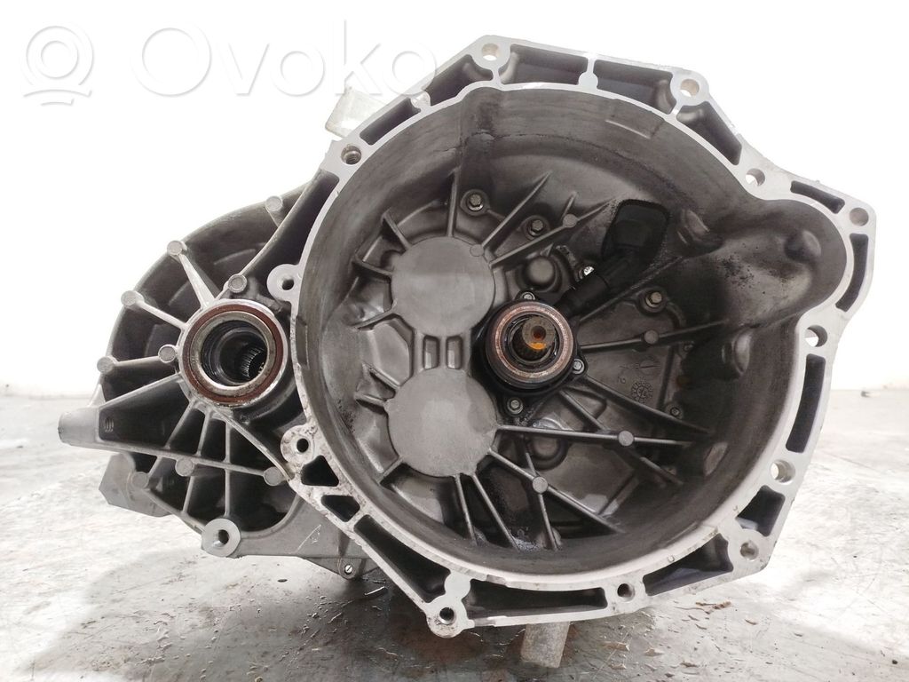 Manualna 5-biegowa skrzynia biegów   CV6R7002DCA1788839,TIGC1,251115