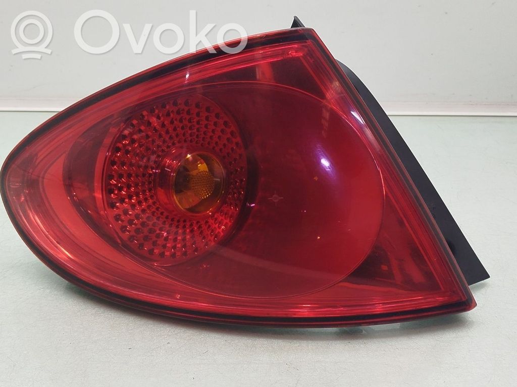 Takavalon polttimo   5P5945095B,5P5945111