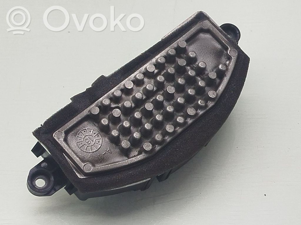 BMW 2 F22 F23 Motor aerotermă/rezistor ventilator 
