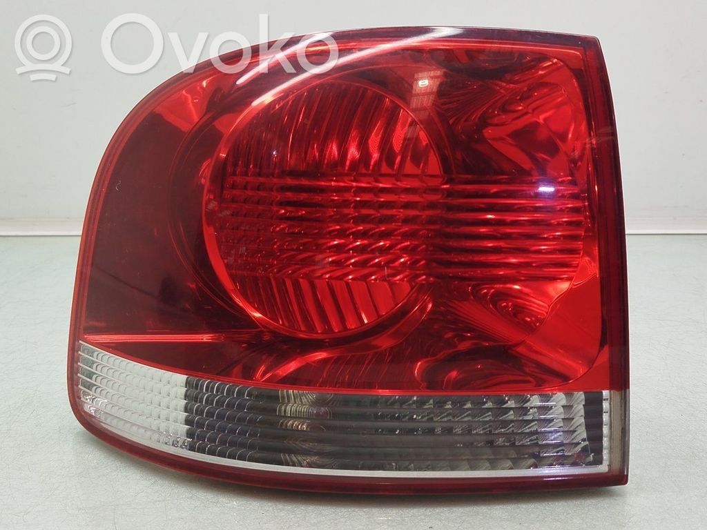 Volkswagen Touareg I Bec lampă spate 