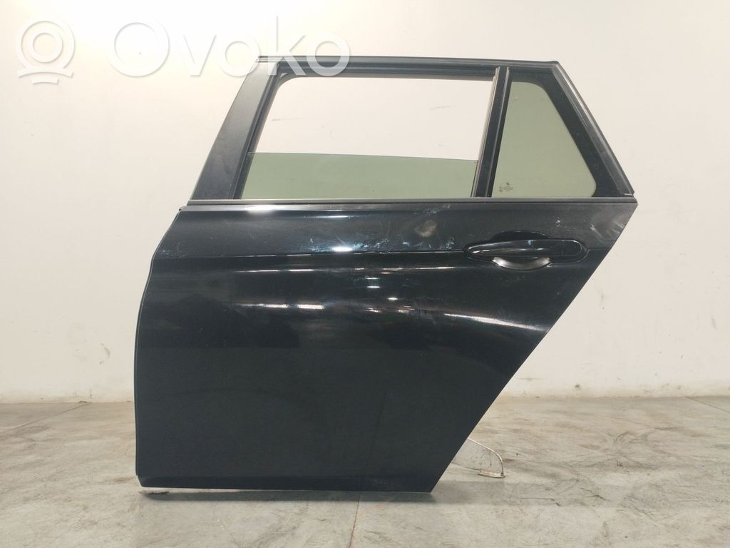 Rear door   41009628765