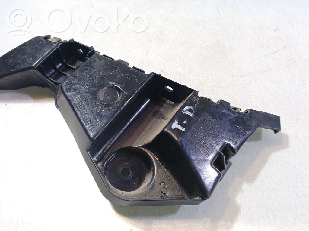 Bumper support mounting bracket corner   82A807394