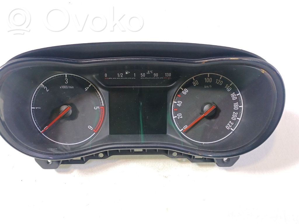 Opel Corsa E Speedometer (instrument cluster) 